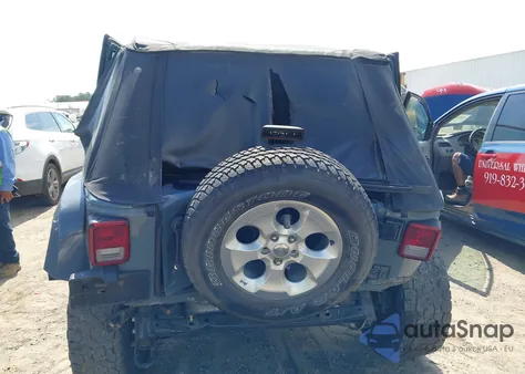 2015 Jeep Wrangler Unlimited Sahara из США, поврежденный, VIN 1C4BJWEG6FL591652